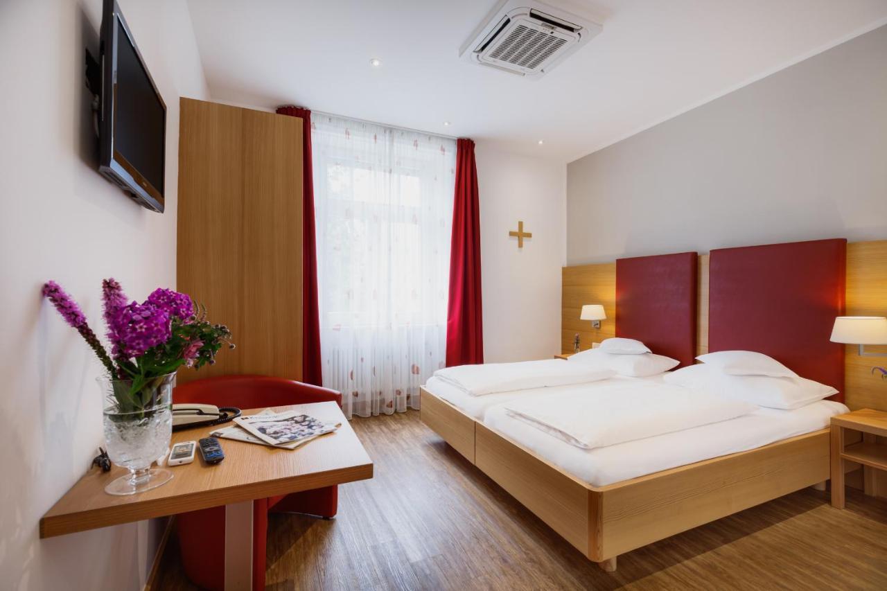 Hotel Kolping 메라노 외부 사진