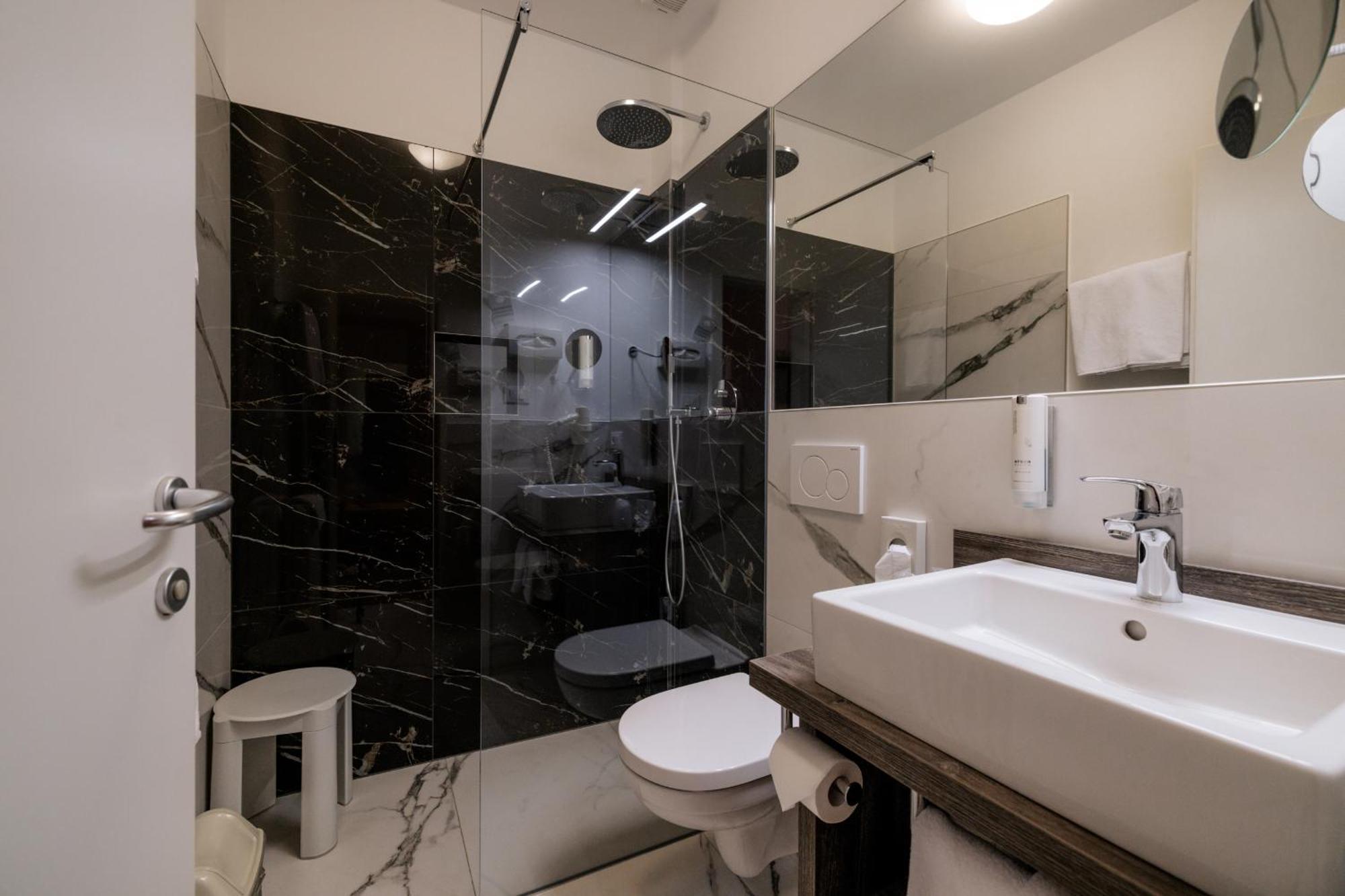 Hotel Kolping 메라노 외부 사진