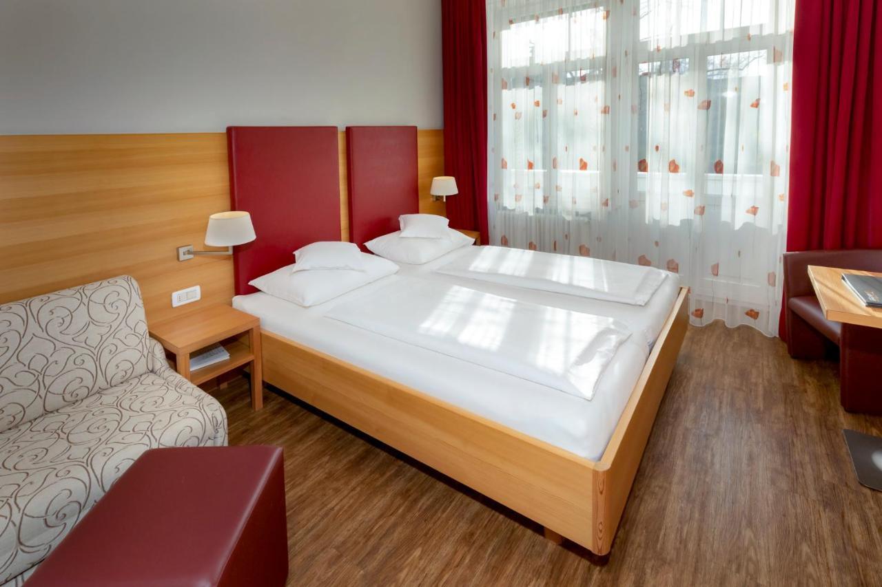 Hotel Kolping 메라노 외부 사진