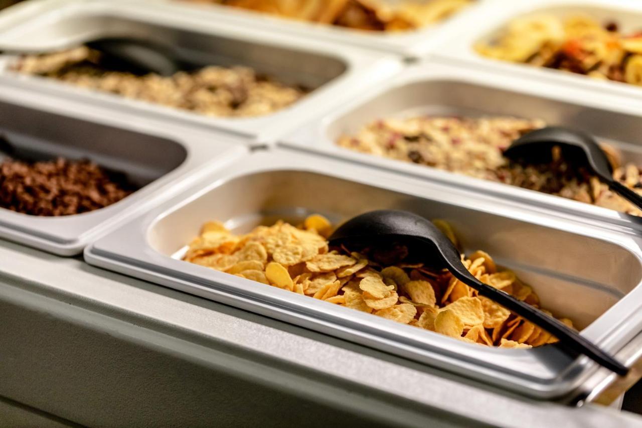 Hotel Kolping 메라노 외부 사진