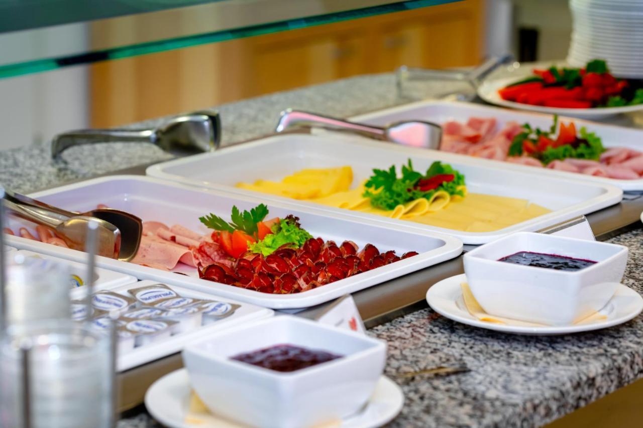 Hotel Kolping 메라노 외부 사진